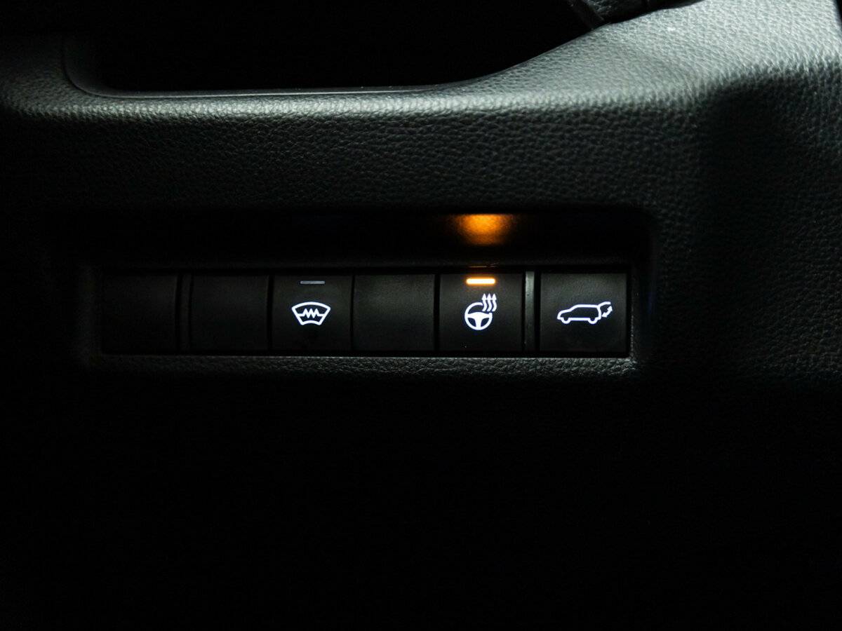 Toyota RAV4 с пробегом — 2021 год. Фото: #12