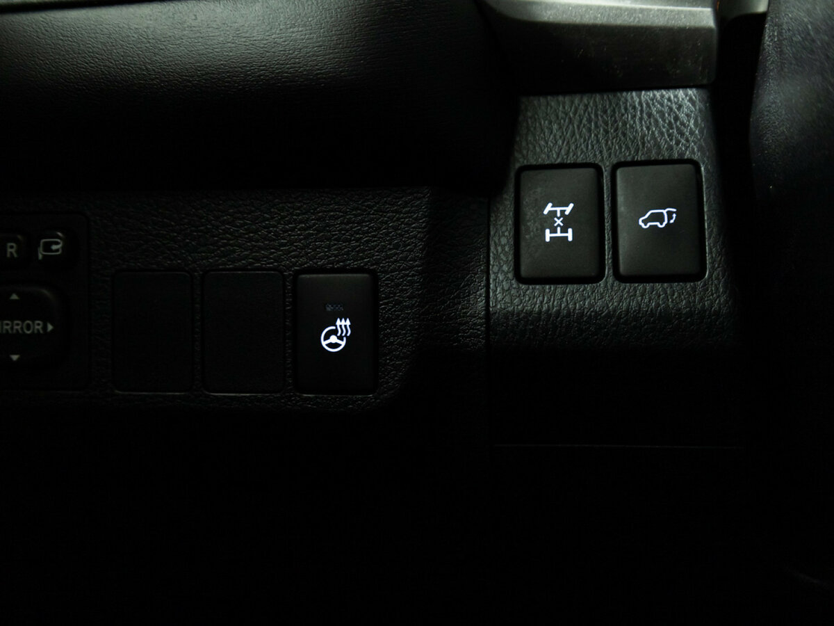 Toyota RAV4 с пробегом — 2018 год. Фото: #12