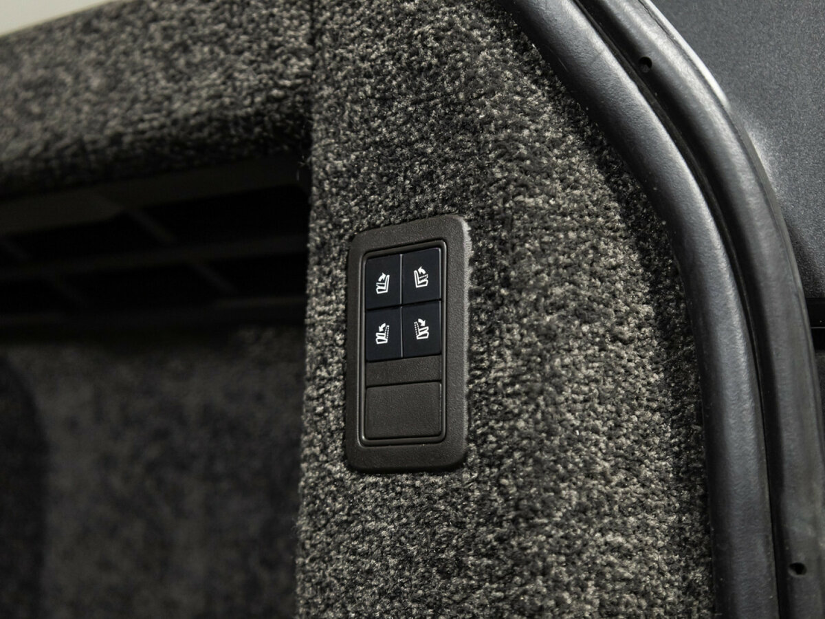 Land Rover Range Rover с пробегом — 2017 год. Фото: #13