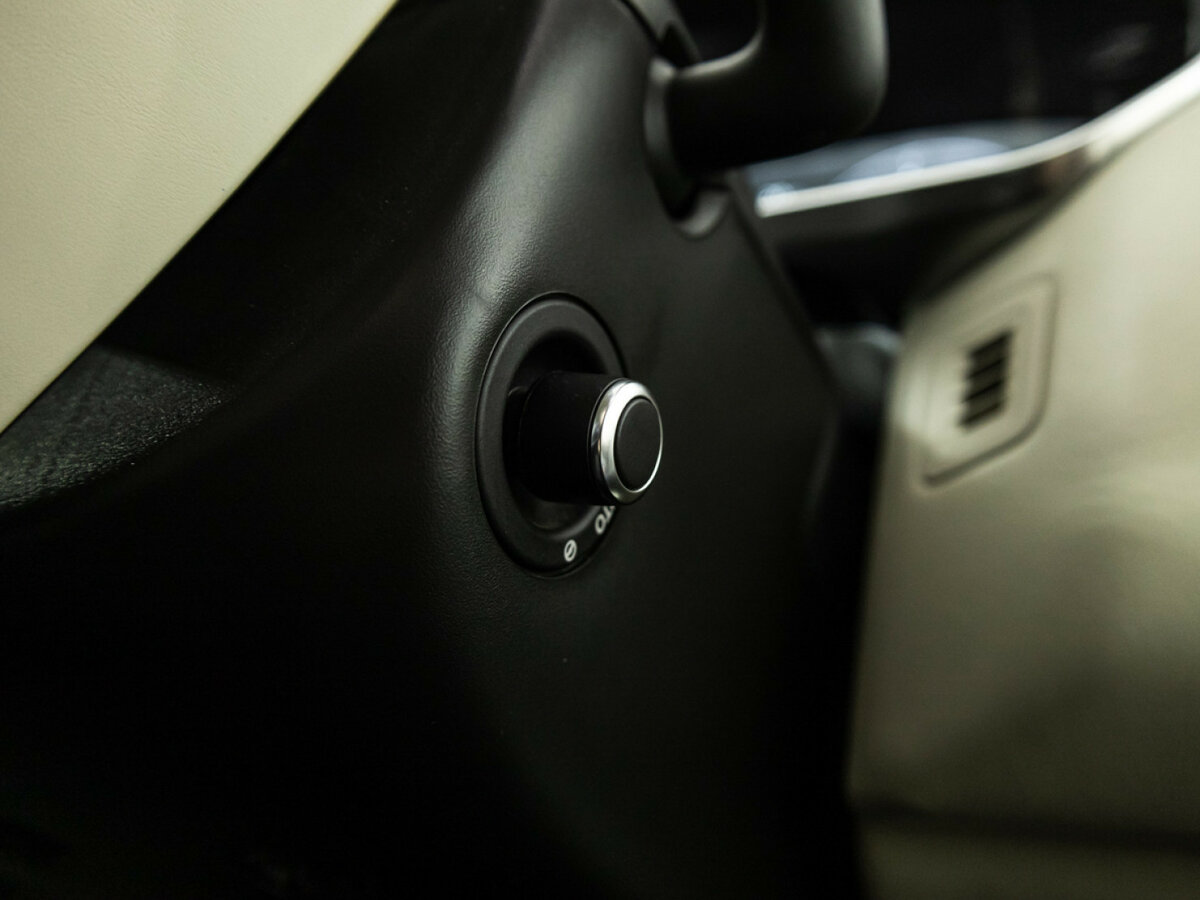 Land Rover Range Rover с пробегом — 2017 год. Фото: #27