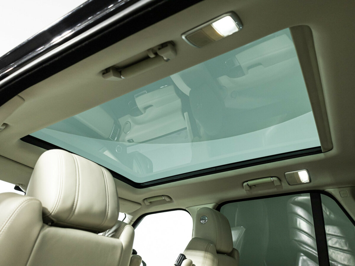 Land Rover Range Rover с пробегом — 2015 год. Фото: #14