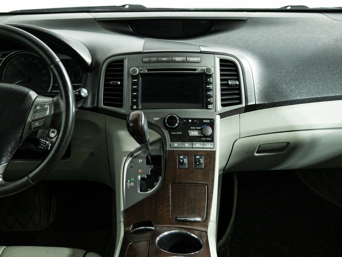 Toyota Venza с пробегом — 2010 год. Фото: #11