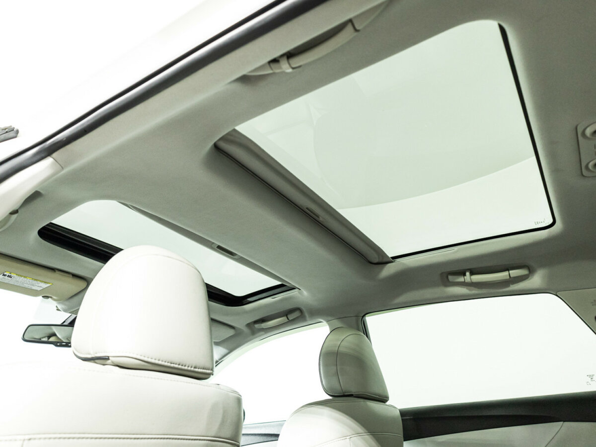 Toyota Venza с пробегом — 2010 год. Фото: #12