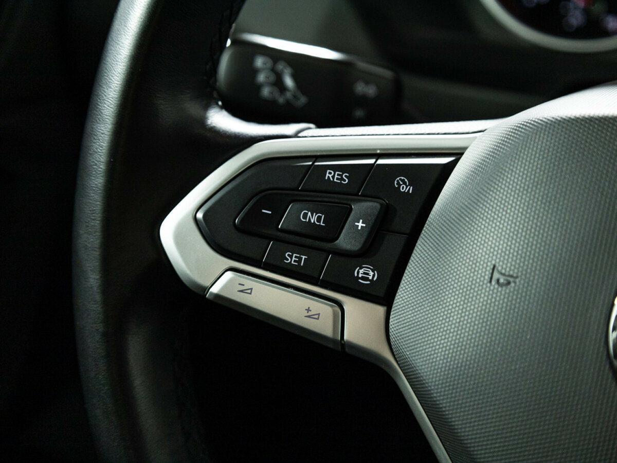 Volkswagen Tiguan с пробегом — 2021 год. Фото: #17