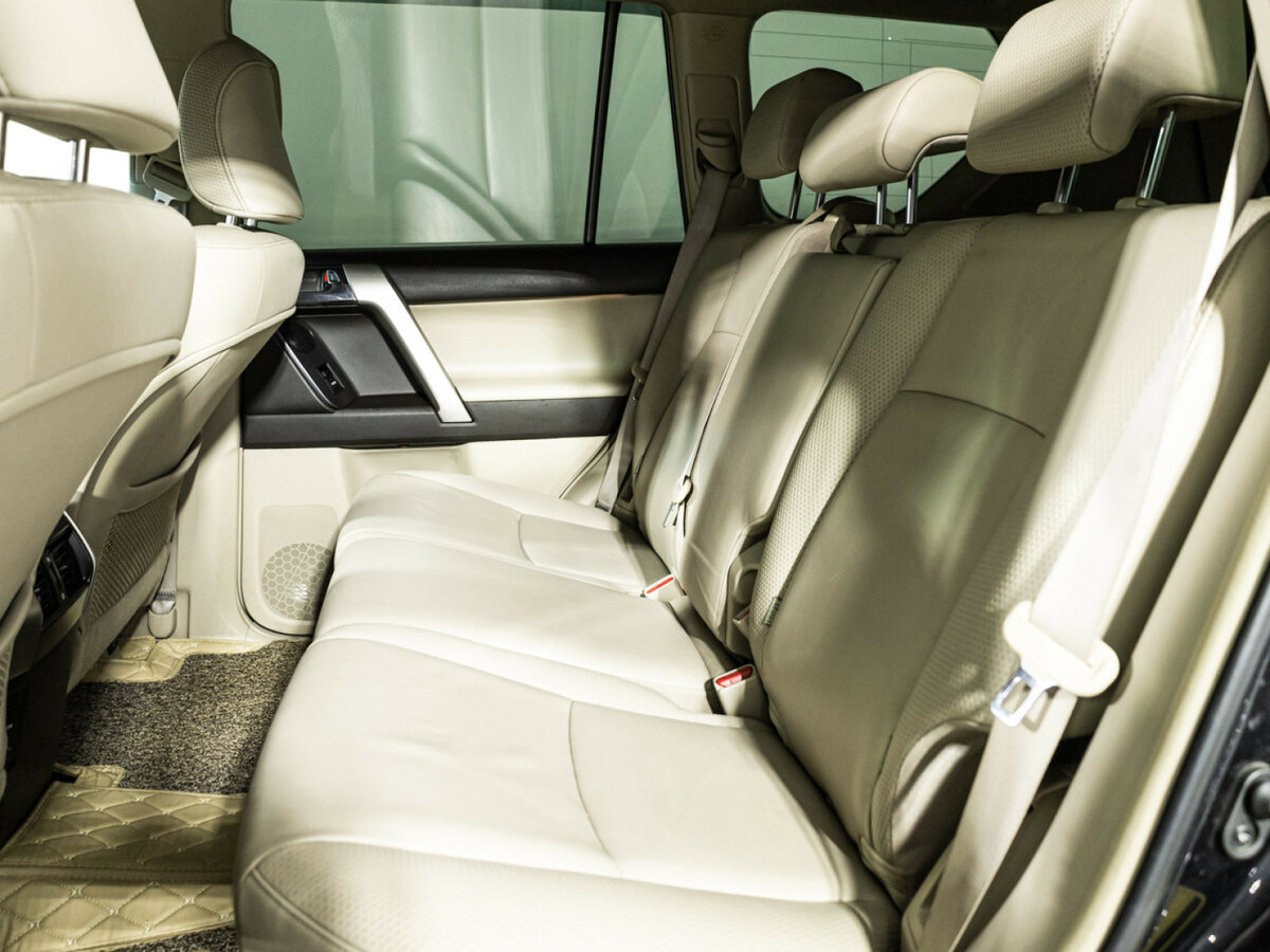 Toyota Land Cruiser Prado с пробегом — 2009 год. Фото: #7