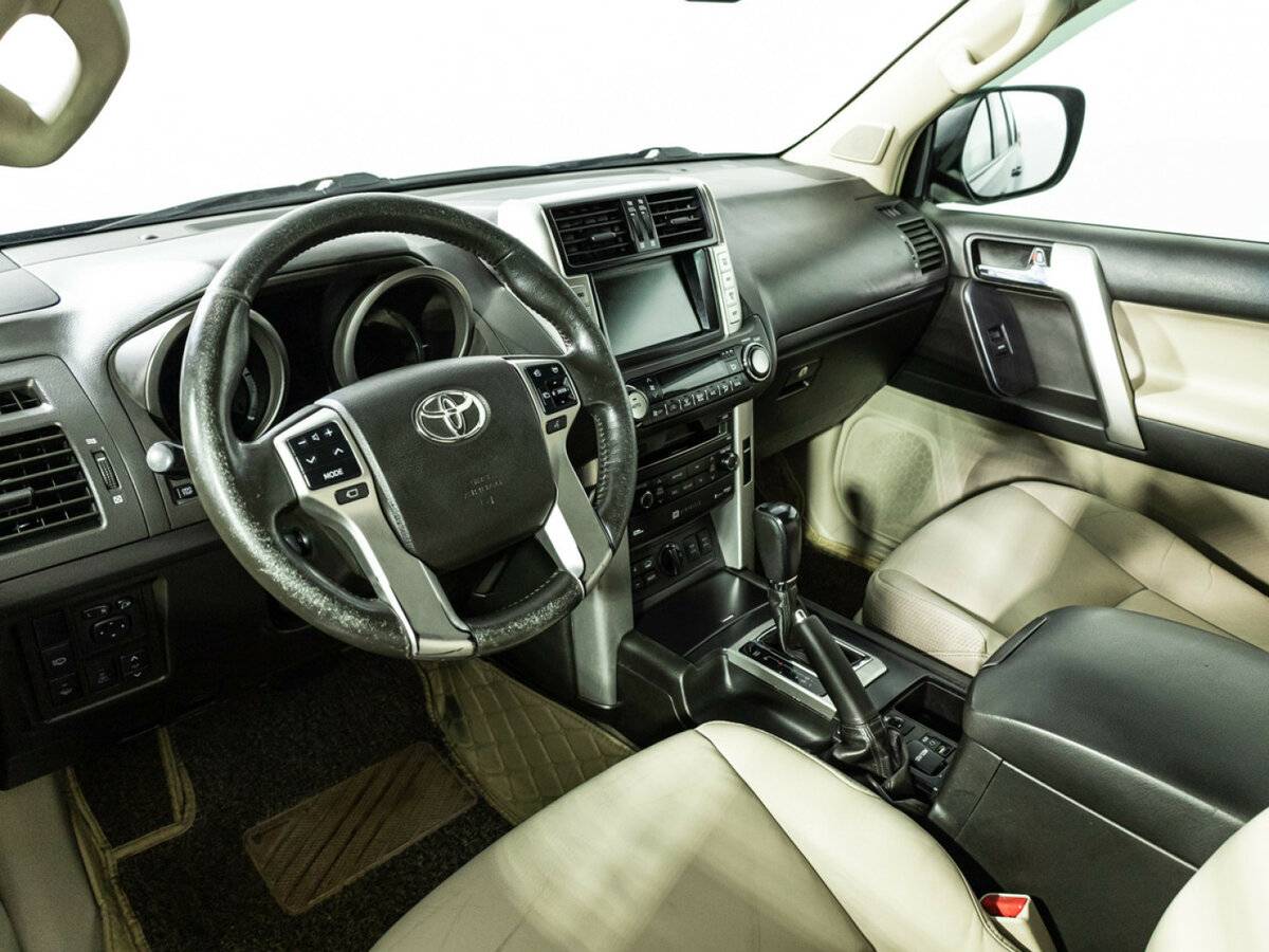 Toyota Land Cruiser Prado с пробегом — 2009 год. Фото: #8