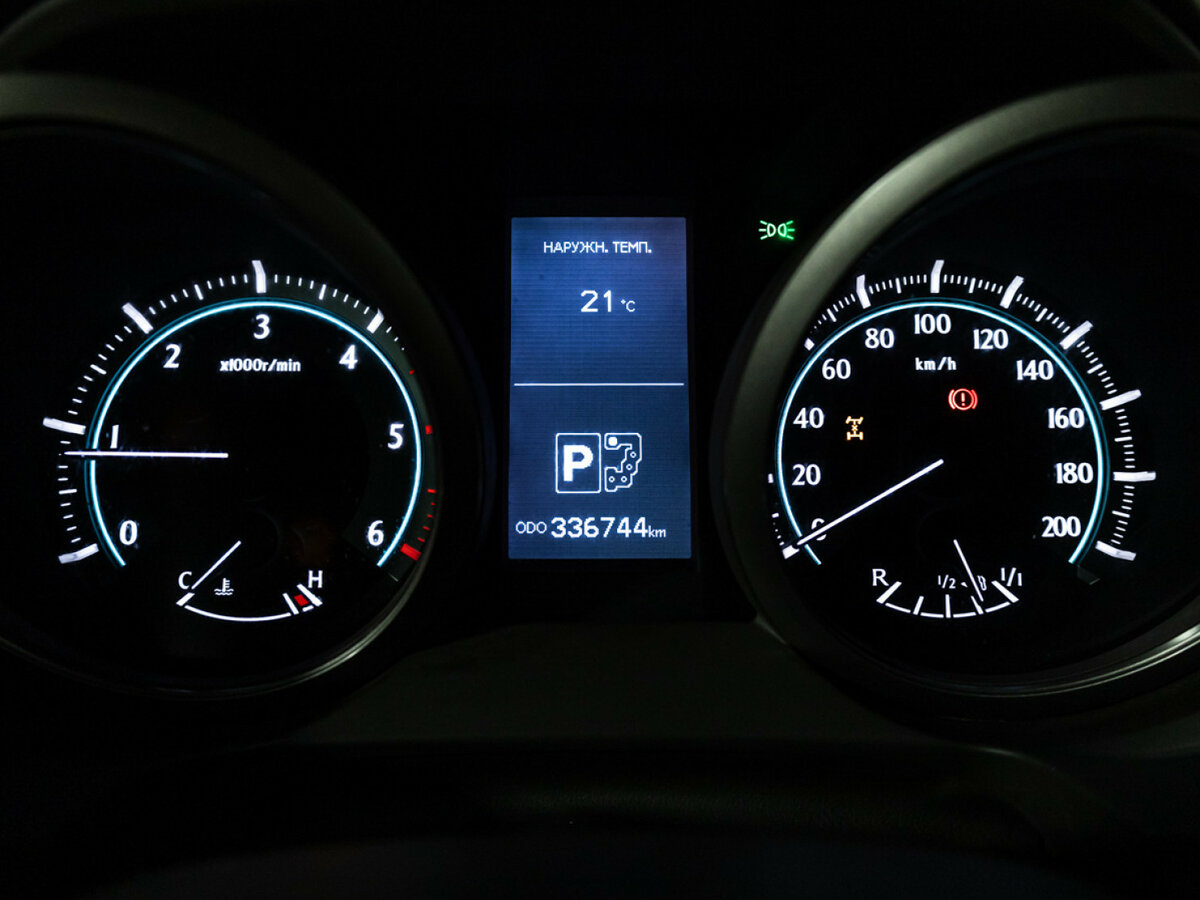 Toyota Land Cruiser Prado с пробегом — 2009 год. Фото: #9