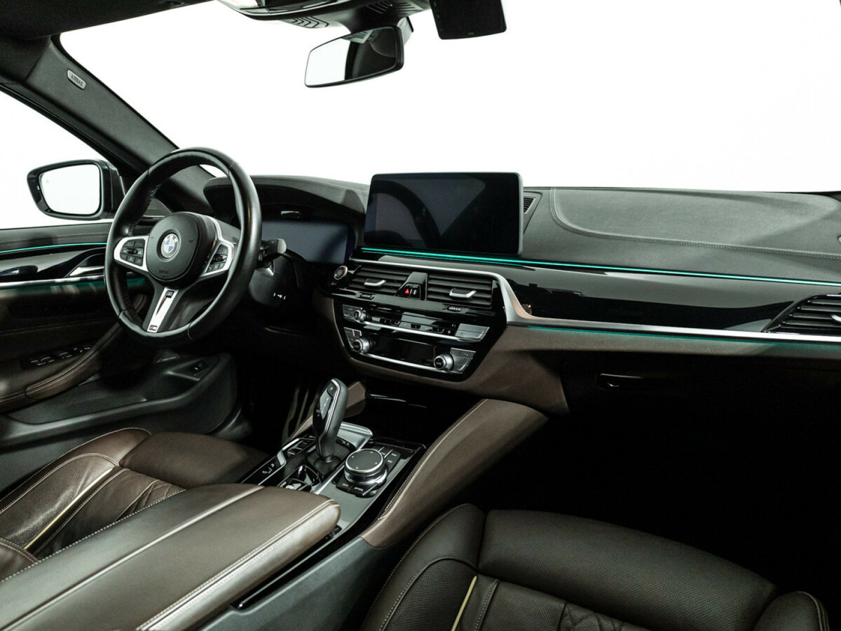 BMW 5 серии с пробегом — 2022 год. Фото: #6