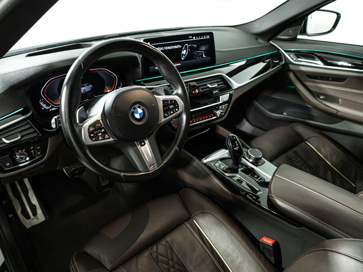 BMW 5 серии с пробегом — 2022 год. Фото: #8
