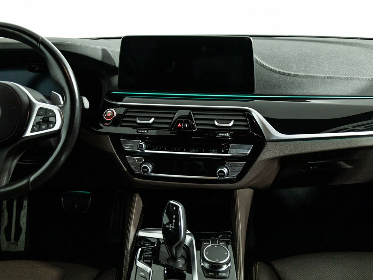 BMW 5 серии с пробегом — 2022 год. Фото: #11