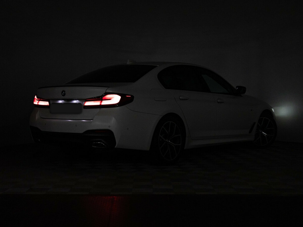 BMW 5 серии с пробегом — 2022 год. Фото: #34