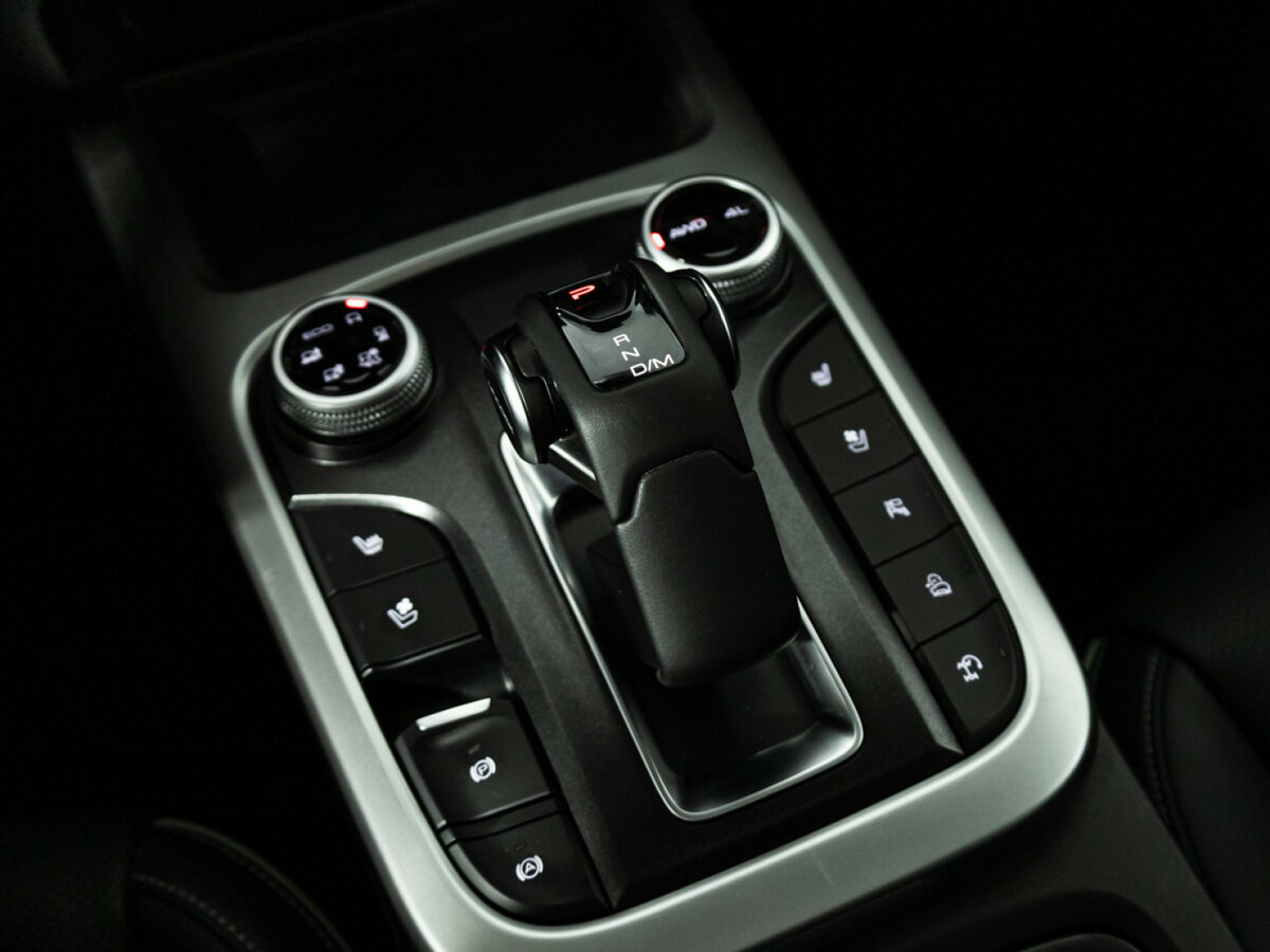 Tank 300 с пробегом — 2023 год. Фото: #17