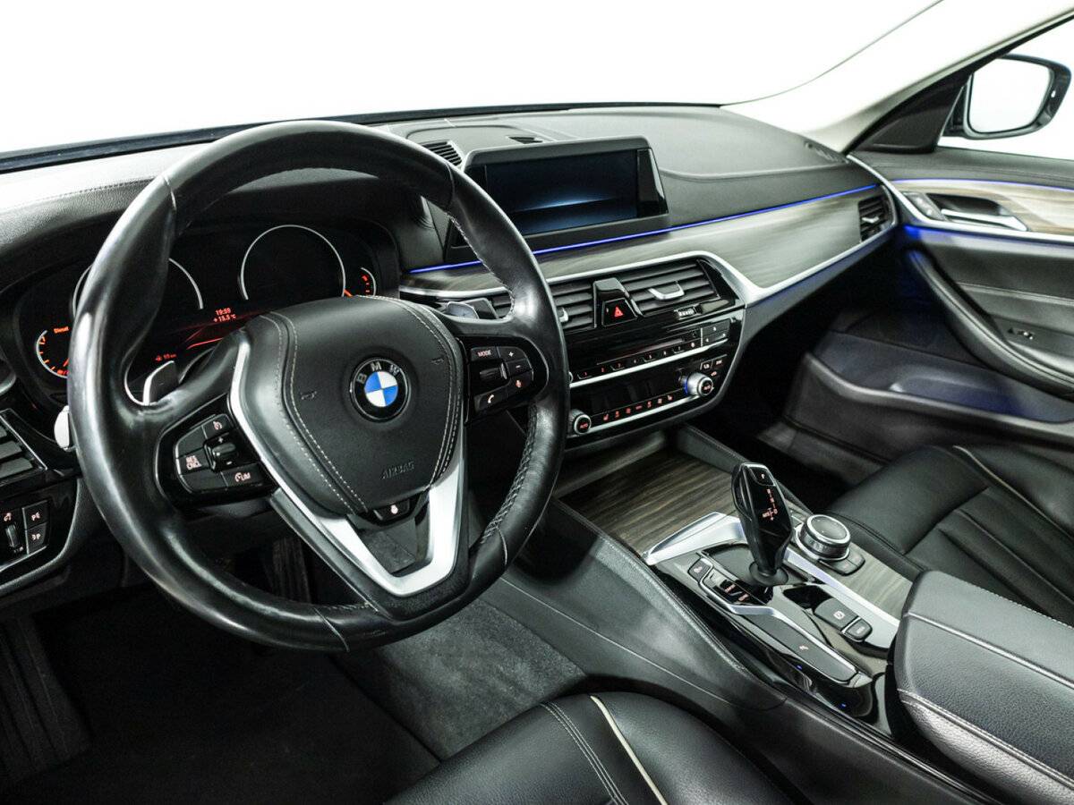 BMW 5 серии с пробегом — 2018 год. Фото: #10