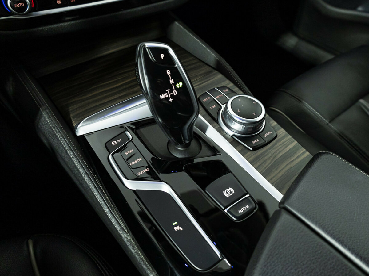 BMW 5 серии с пробегом — 2018 год. Фото: #16