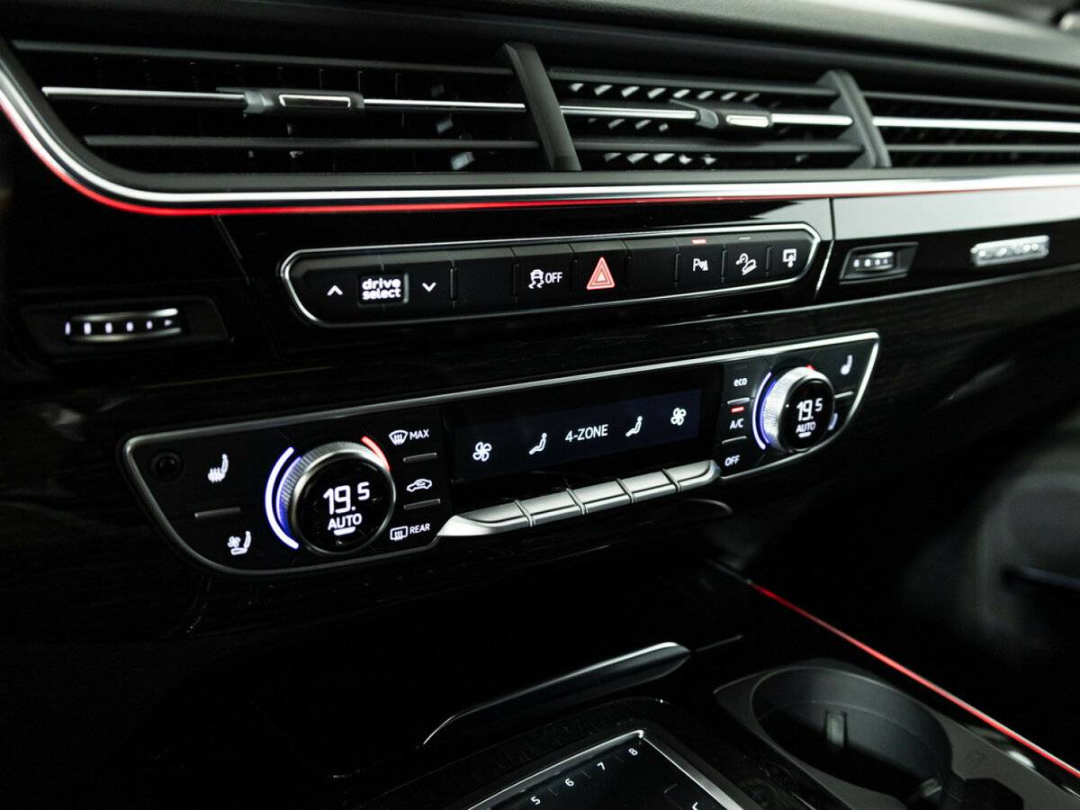 Audi Q7 с пробегом — 2016 год. Фото: #19