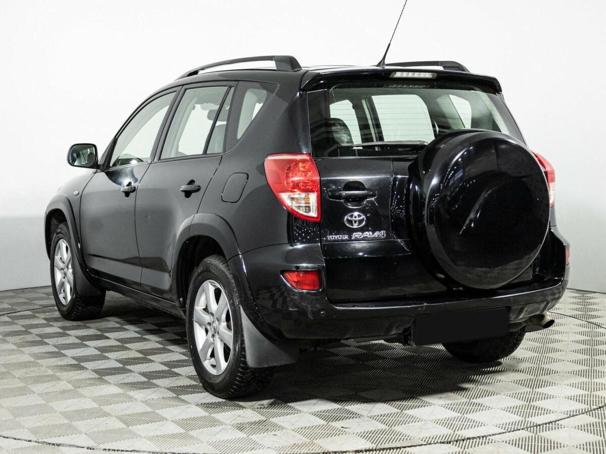 Toyota RAV4 с пробегом — 2007 год. Фото: #6