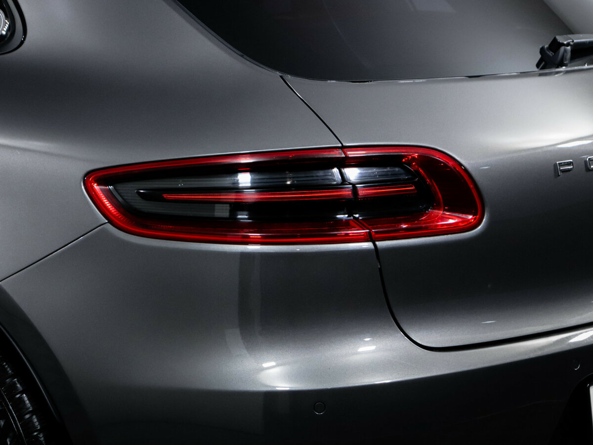 Porsche Macan с пробегом — 2014 год. Фото: #14