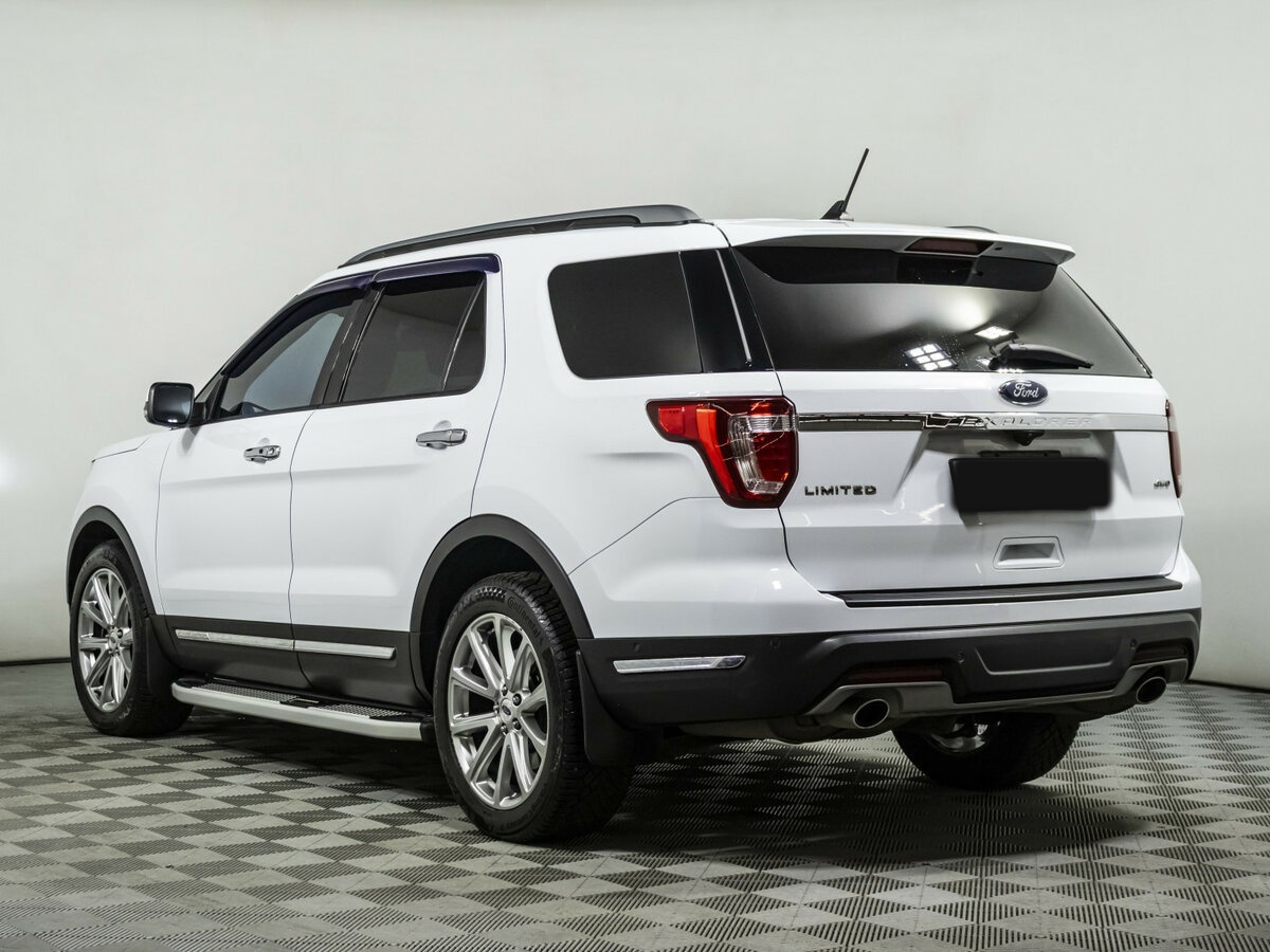 Ford Explorer с пробегом — 2018 год. Фото: #5