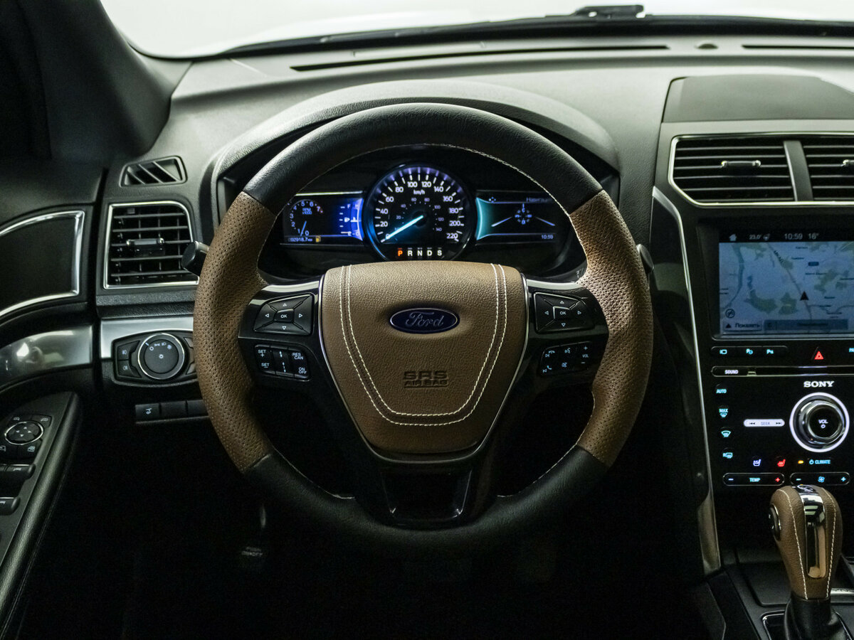 Ford Explorer с пробегом — 2018 год. Фото: #9