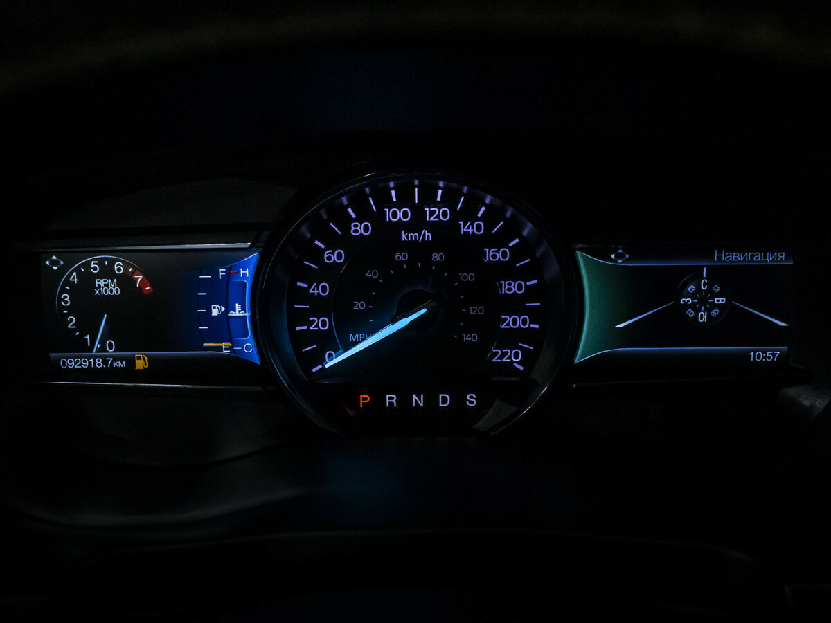 Ford Explorer с пробегом — 2018 год. Фото: #10