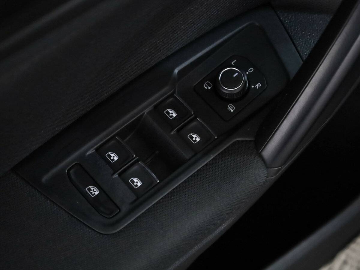 Volkswagen Tiguan с пробегом — 2019 год. Фото: #21