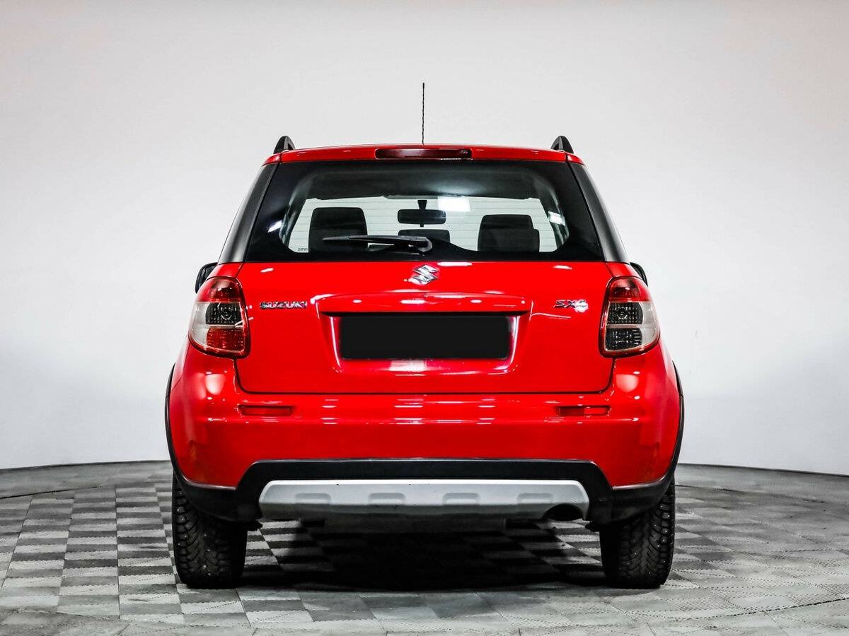 Suzuki SX4 с пробегом — 2011 год. Фото: #3