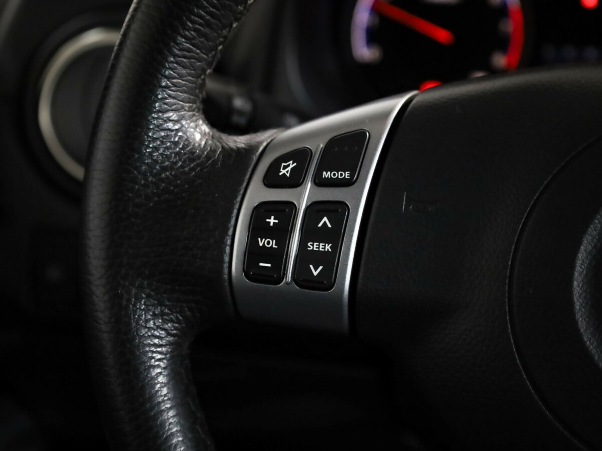 Suzuki SX4 с пробегом — 2011 год. Фото: #8