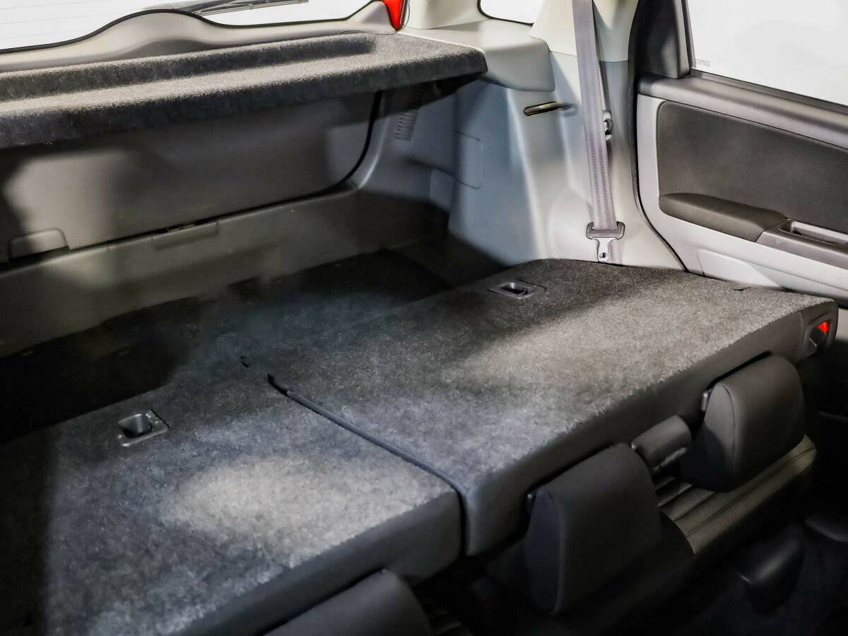 Suzuki SX4 с пробегом — 2011 год. Фото: #20