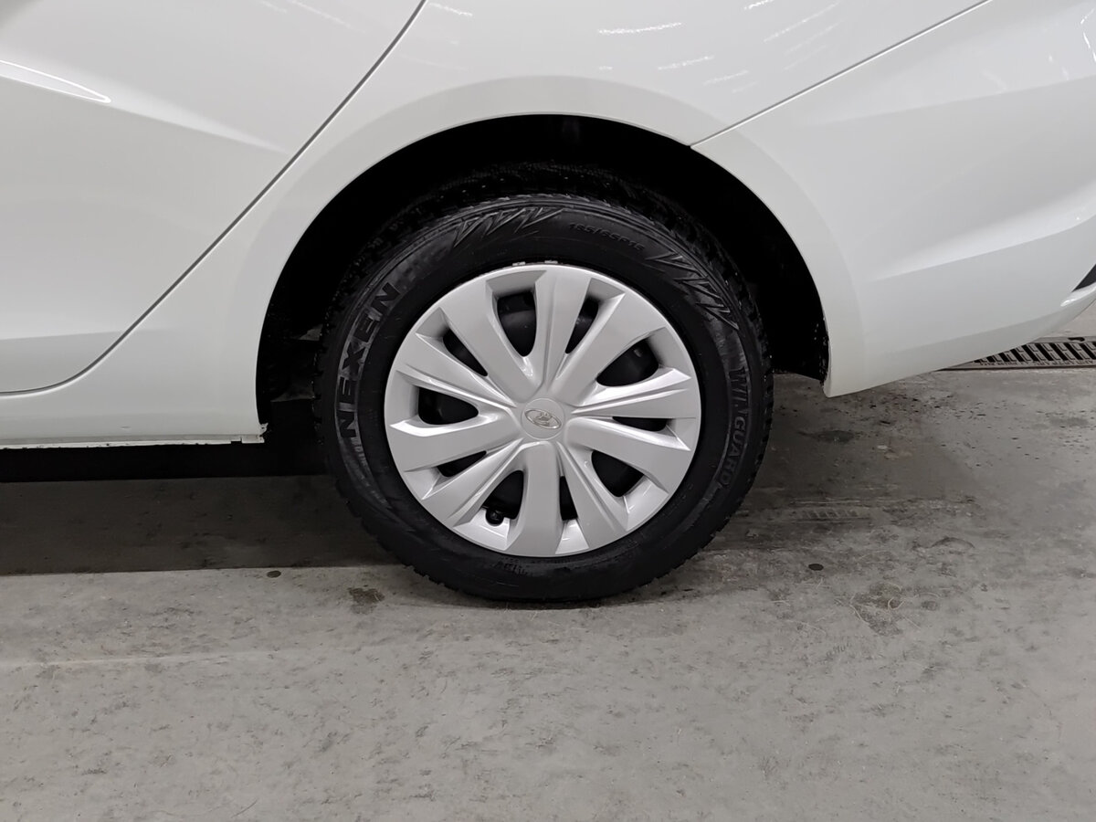 Lada (ВАЗ) Vesta с пробегом — 2024 год. Фото: #16