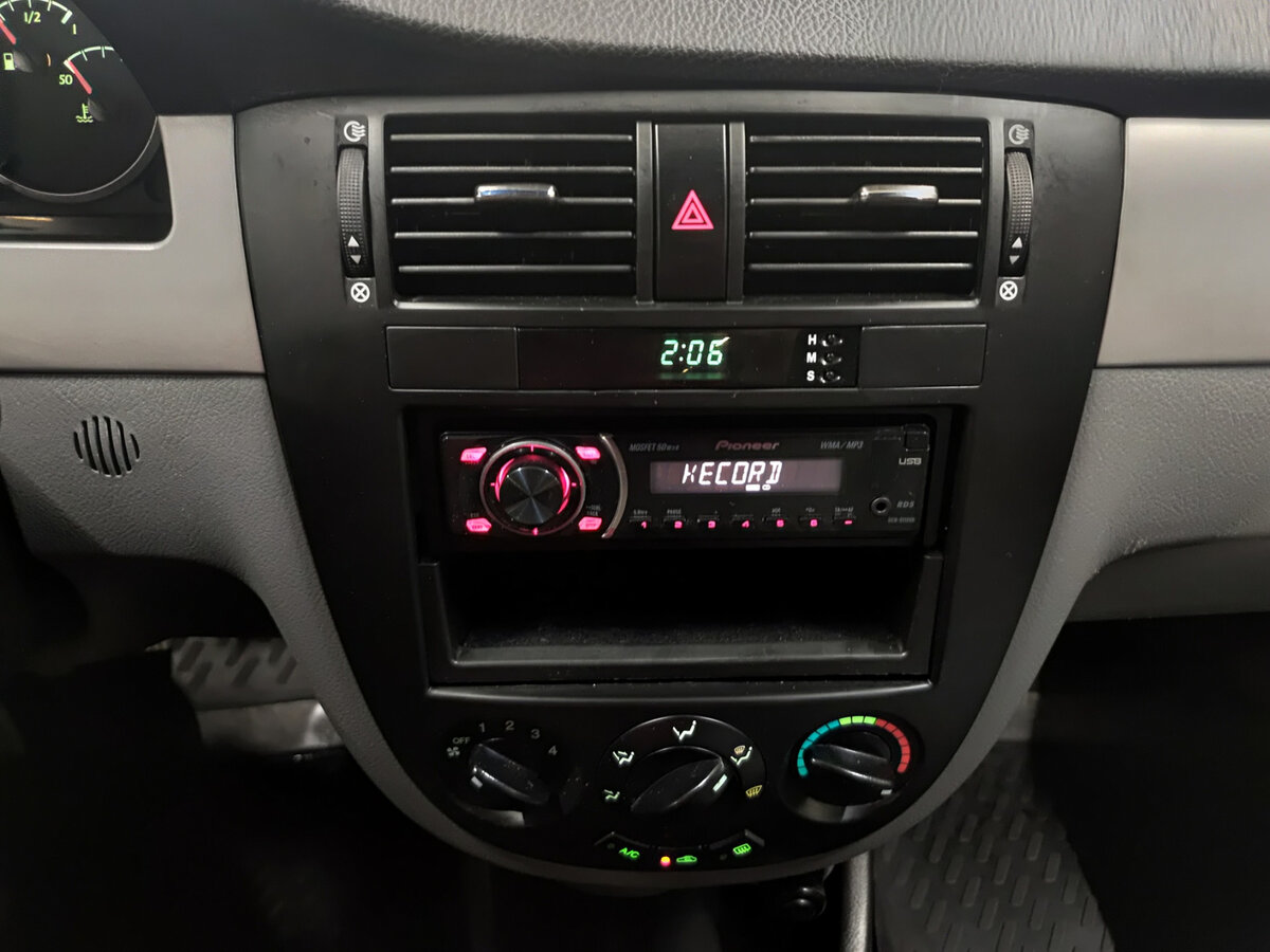 Chevrolet Lacetti с пробегом — 2011 год. Фото: #14