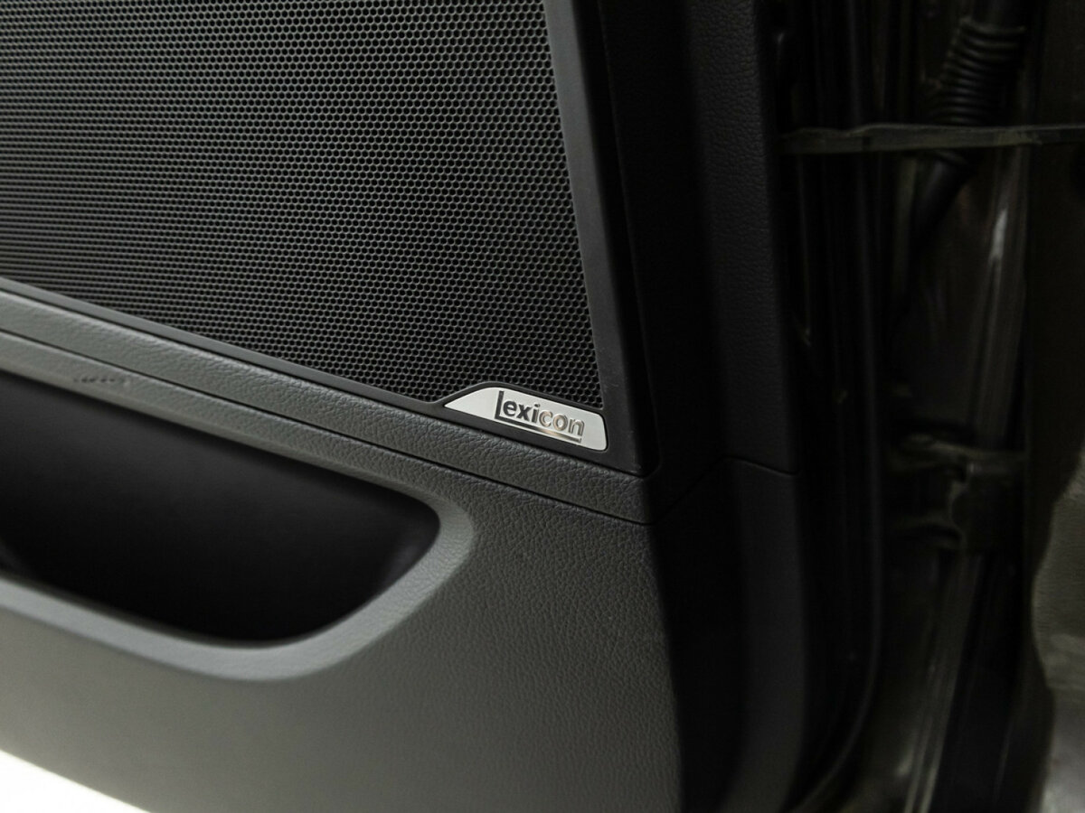 Hyundai Genesis с пробегом — 2015 год. Фото: #24