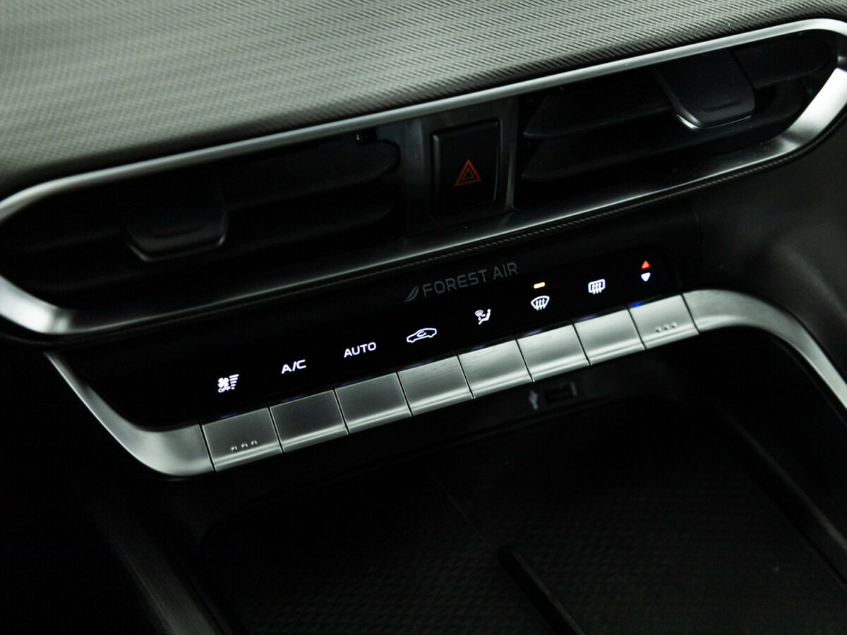 Changan UNI-T с пробегом — 2023 год. Фото: #18