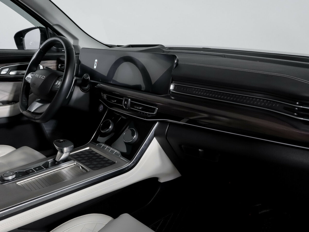 EXEED VX с пробегом — 2022 год. Фото: #8