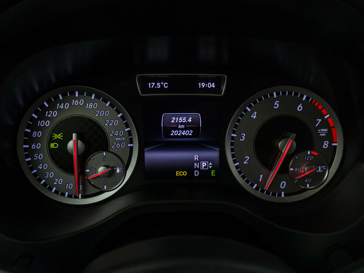 Mercedes-Benz A-Класс с пробегом — 2014 год. Фото: #11