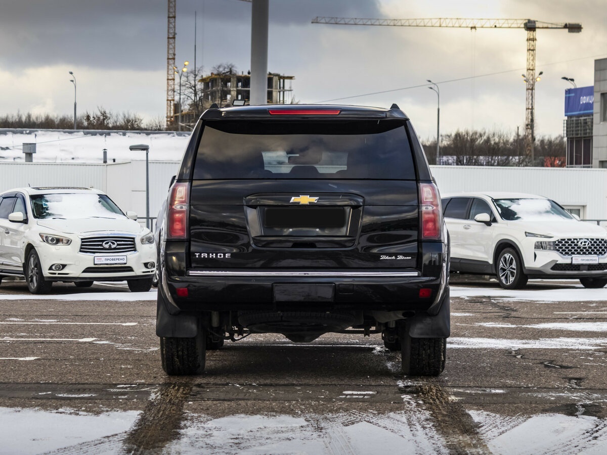 Chevrolet Tahoe с пробегом — 2016 год. Фото: #5