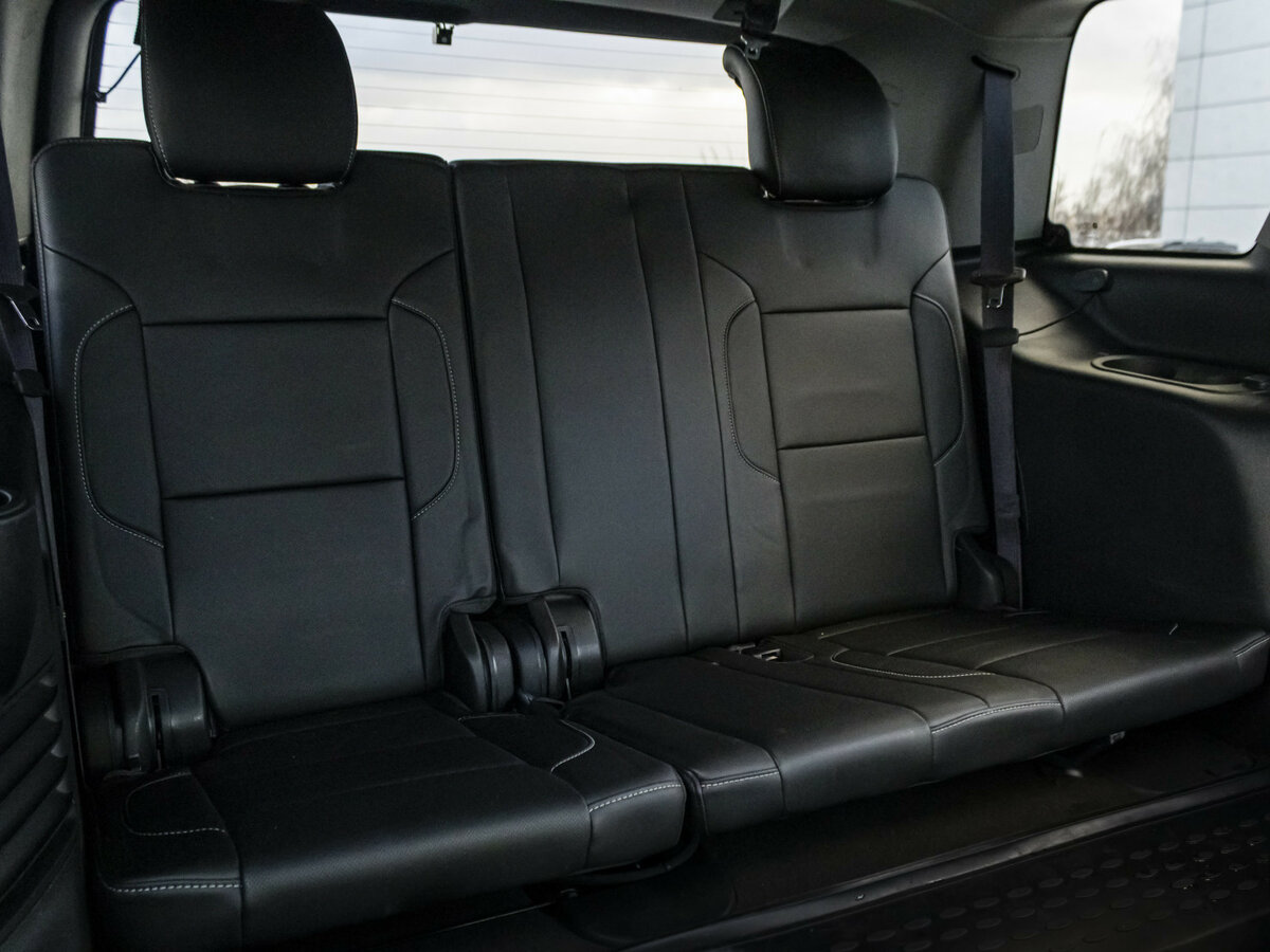 Chevrolet Tahoe с пробегом — 2016 год. Фото: #16