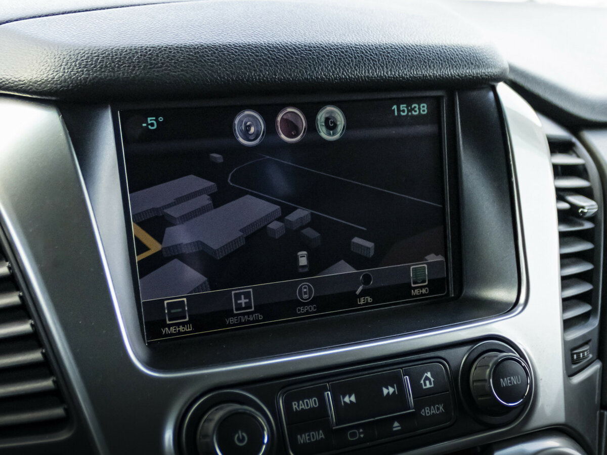 Chevrolet Tahoe с пробегом — 2016 год. Фото: #18