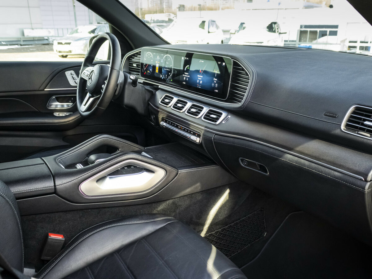 Mercedes-Benz GLS с пробегом — 2020 год. Фото: #8