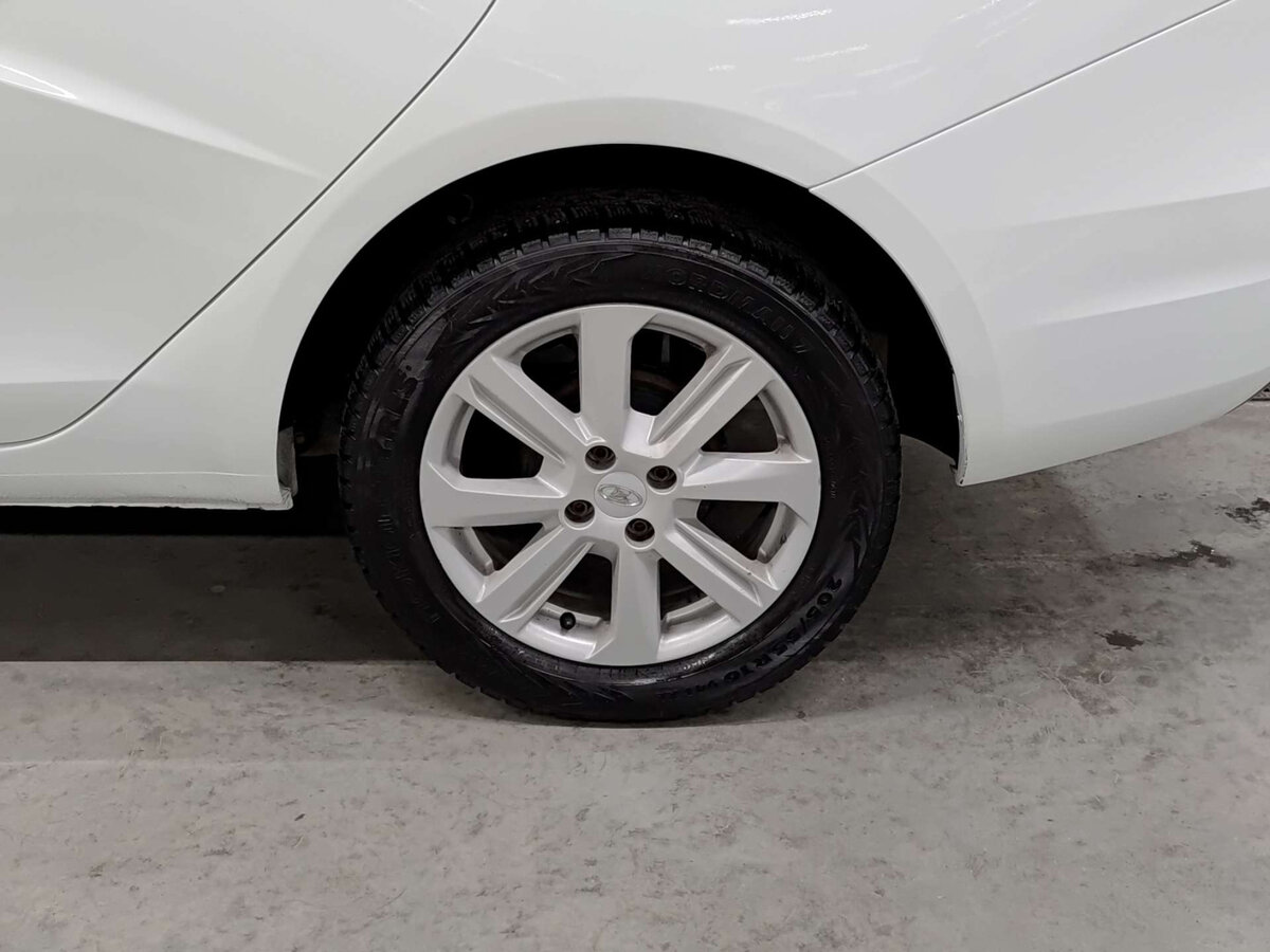 Lada (ВАЗ) Vesta с пробегом — 2020 год. Фото: #17