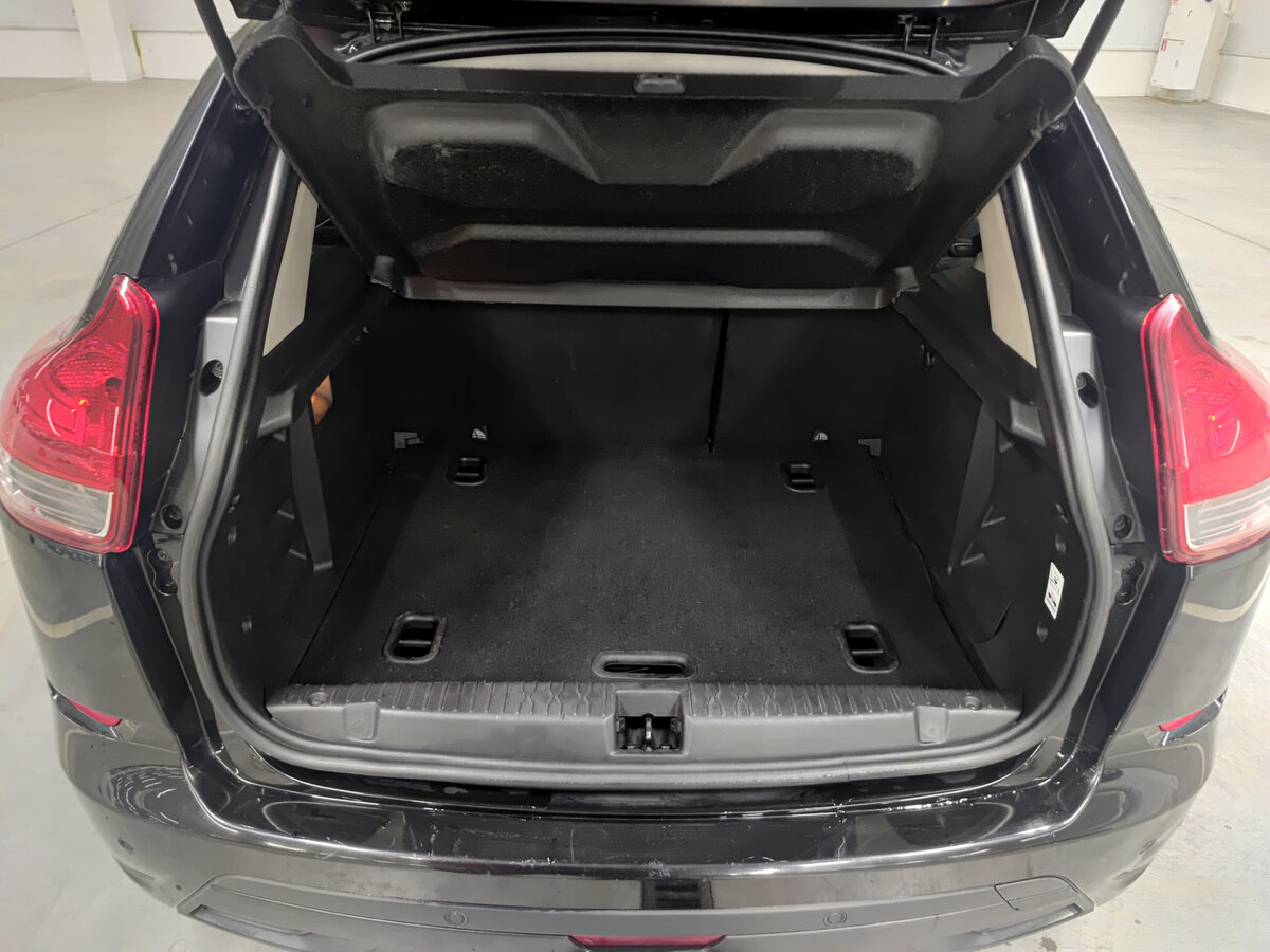 Lada (ВАЗ) XRAY с пробегом — 2018 год. Фото: #9