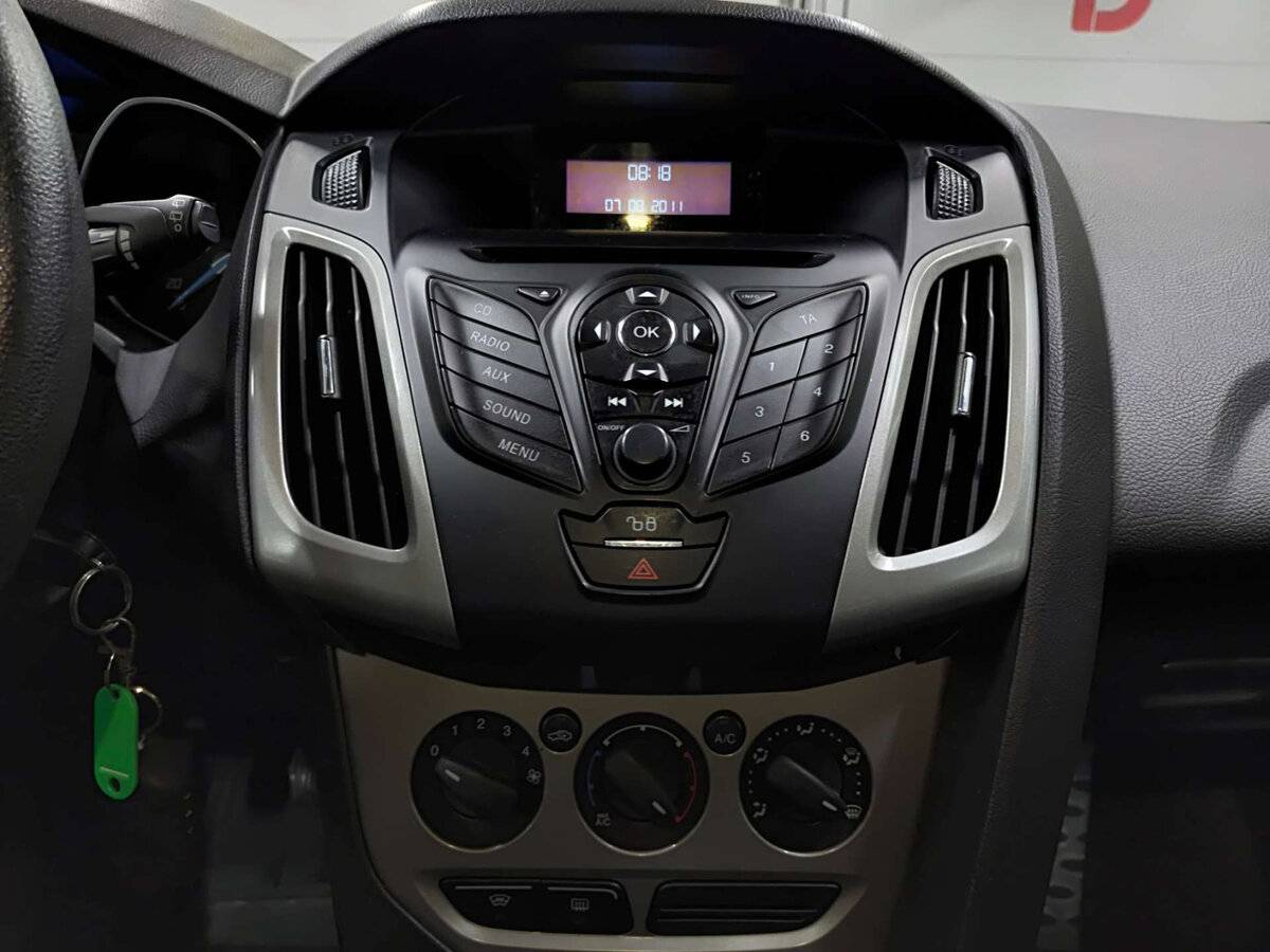 Ford Focus с пробегом — 2011 год. Фото: #14