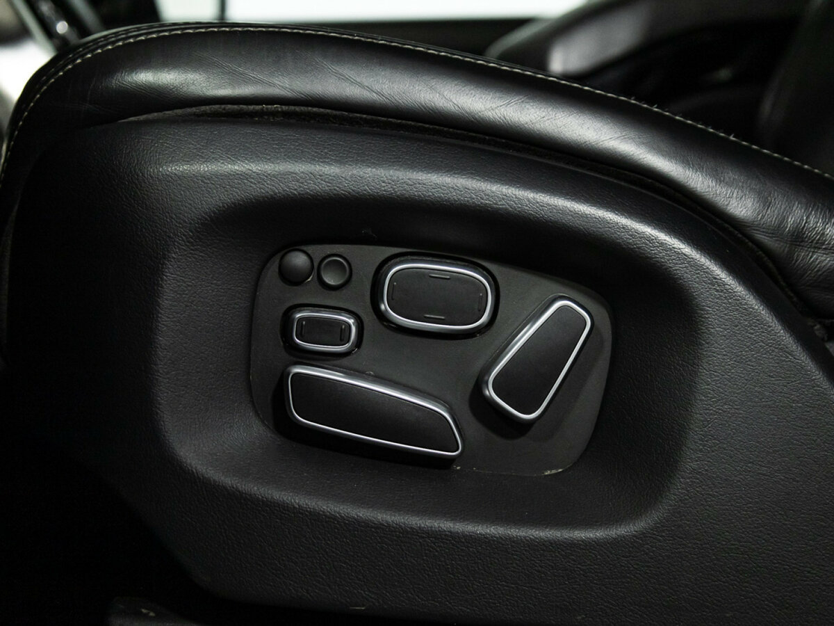 Land Rover Range Rover с пробегом — 2013 год. Фото: #15