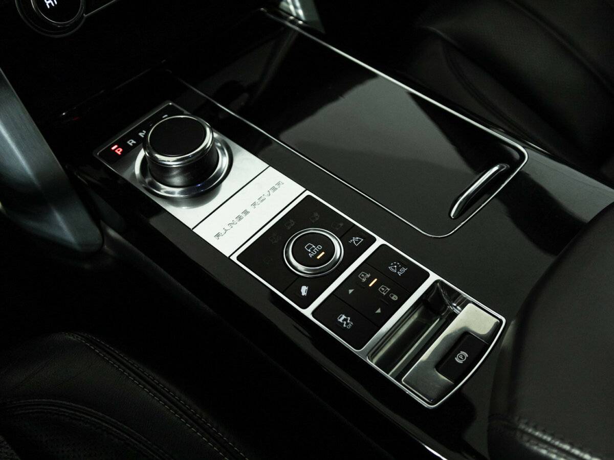 Land Rover Range Rover с пробегом — 2013 год. Фото: #18