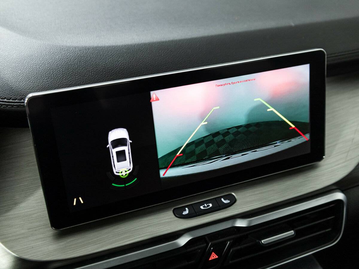 Geely Coolray с пробегом — 2023 год. Фото: #12