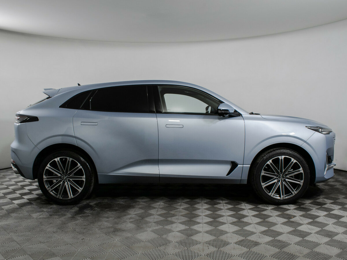 Changan UNI-K с пробегом — 2024 год. Фото: #3