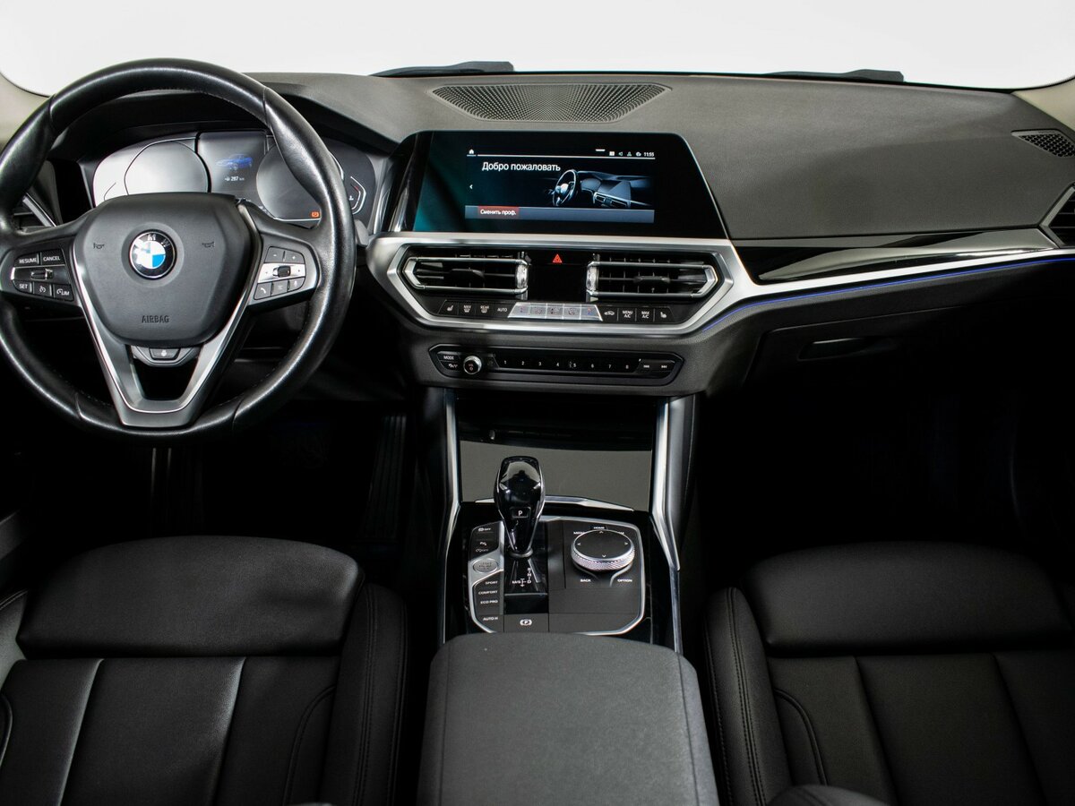 BMW 3 серии с пробегом — 2021 год. Фото: #8