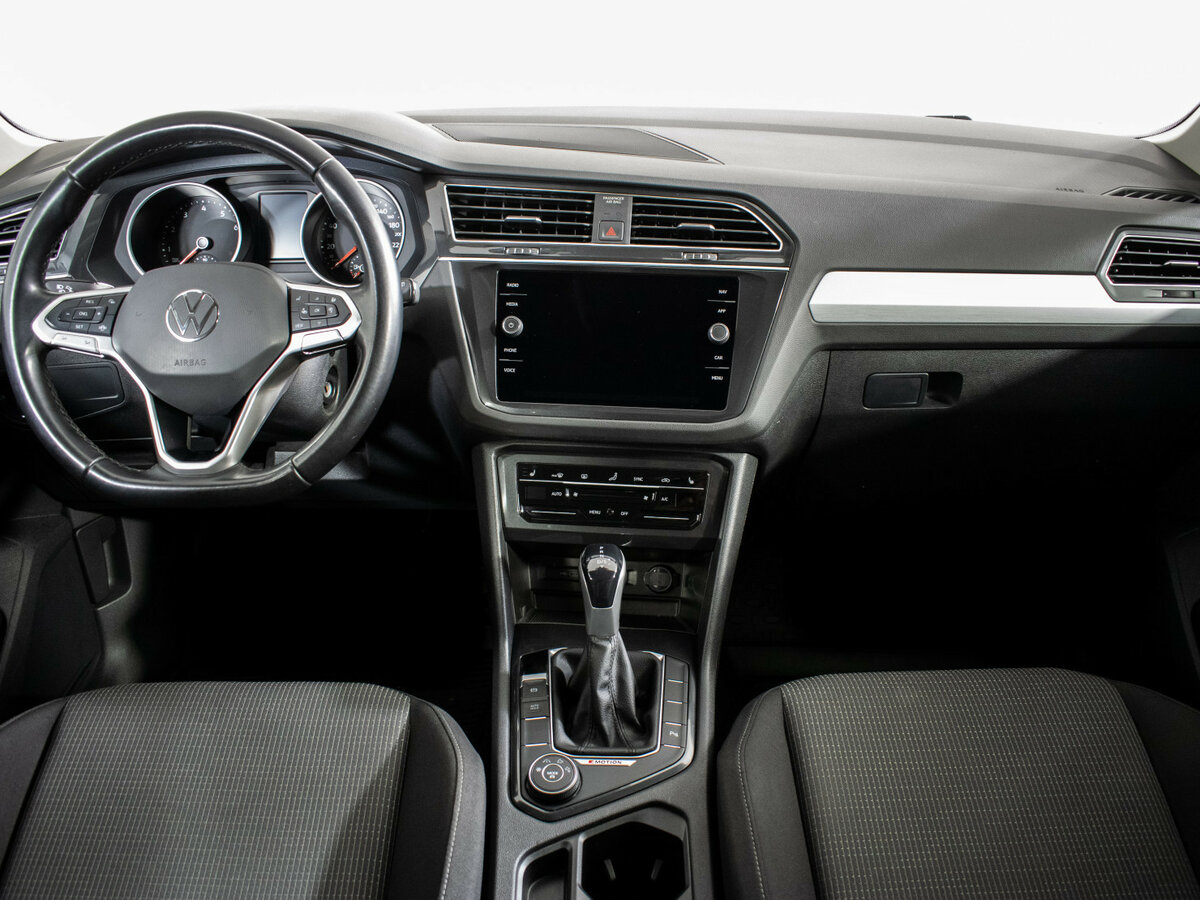 Volkswagen Tiguan с пробегом — 2022 год. Фото: #10