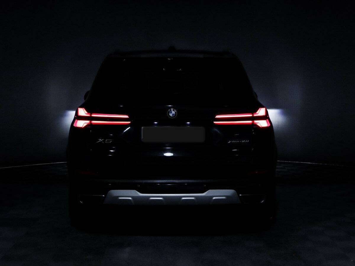 BMW X5 с пробегом — 2023 год. Фото: #16