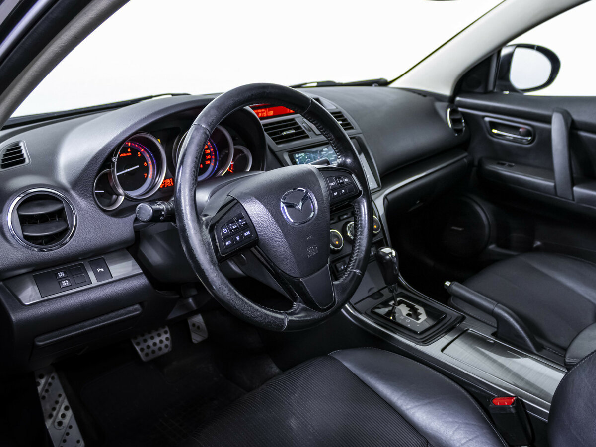 Mazda 6 с пробегом — 2010 год. Фото: #8