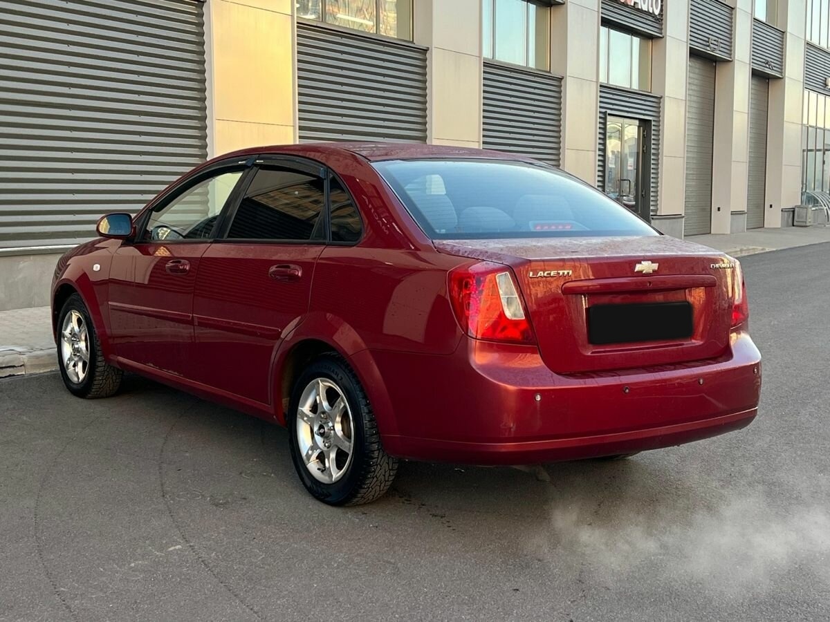 Chevrolet Lacetti с пробегом — 2007 год. Фото: #3